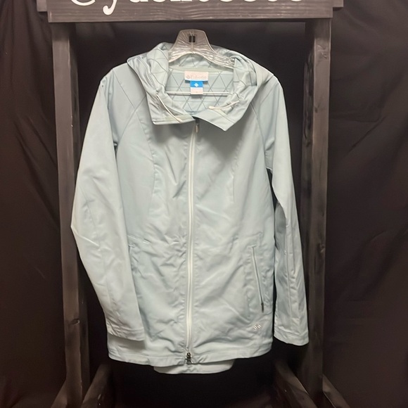 Columbia Jackets & Blazers - Columbia- light fleece lined hooded rain jacket